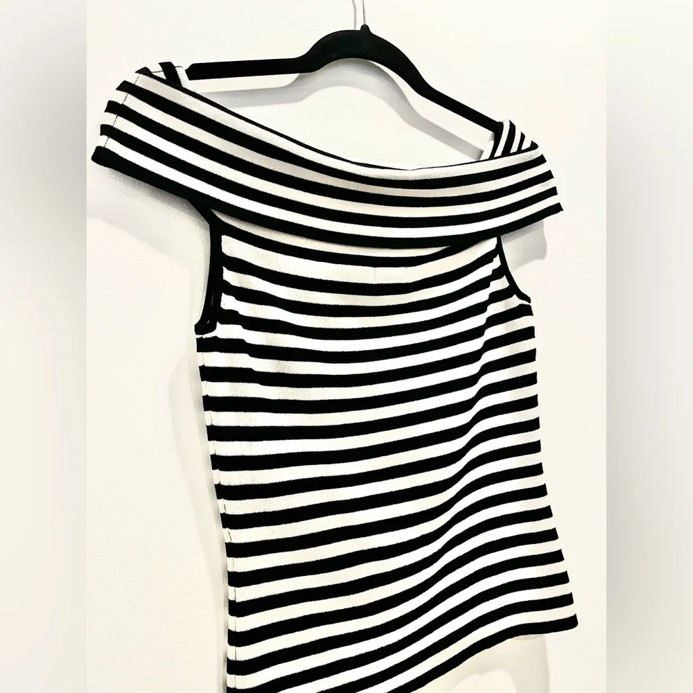 Danier Black White  Striped y2k Off the Shoulder Stretch Short Sleeve Blouse Top - Picture 4 of 5